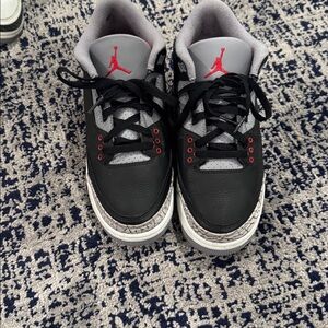 Jordan black/red 3’s  sneakers kids